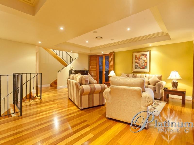 7 Lockyer Street, Camp Hill QLD 4152