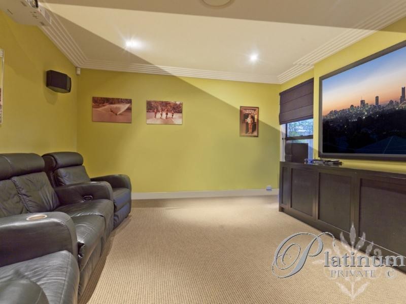 7 Lockyer Street, Camp Hill QLD 4152