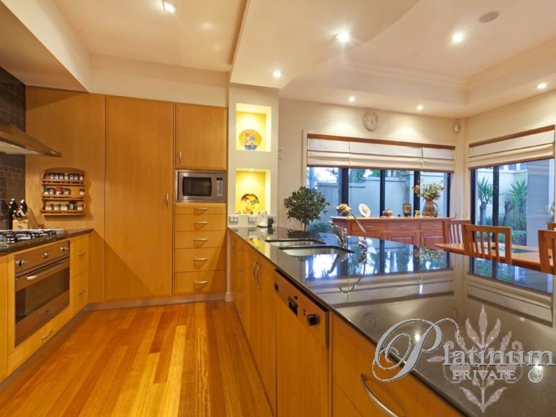 7 Lockyer Street, Camp Hill QLD 4152