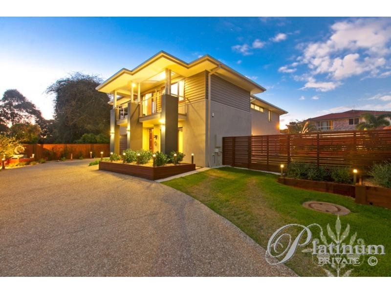 15 Kingham Place, Carindale QLD 4152