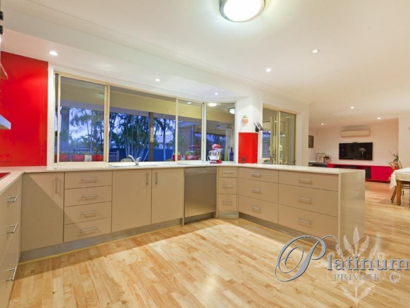 7 Carnoustie Place, Carindale QLD 4152