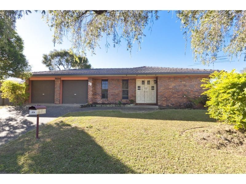 10 Bedivere Street, Carindale QLD 4152