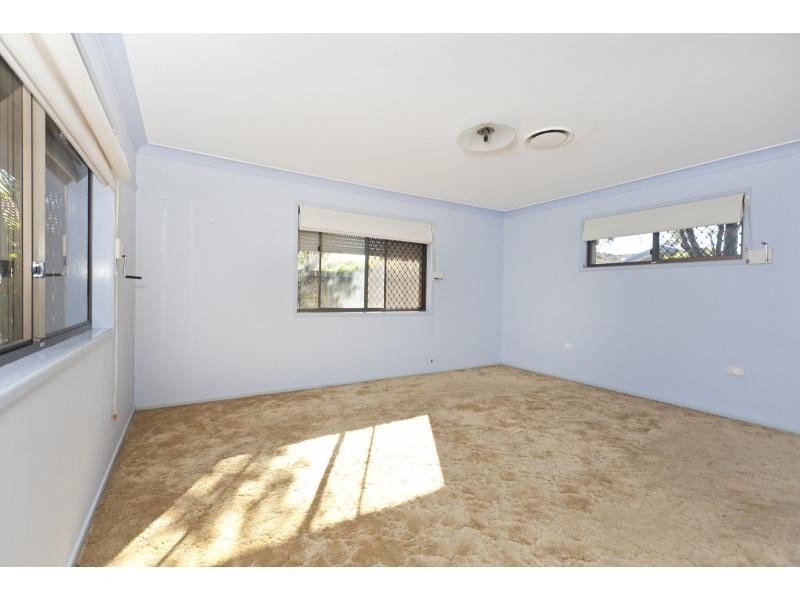 10 Bedivere Street, Carindale QLD 4152