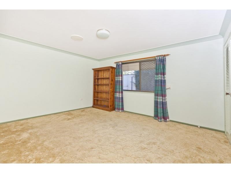 10 Bedivere Street, Carindale QLD 4152