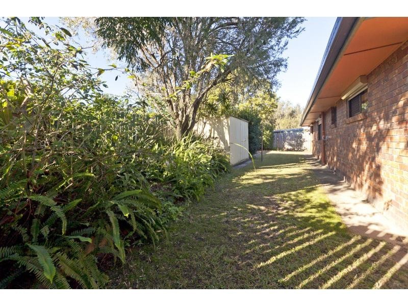 10 Bedivere Street, Carindale QLD 4152