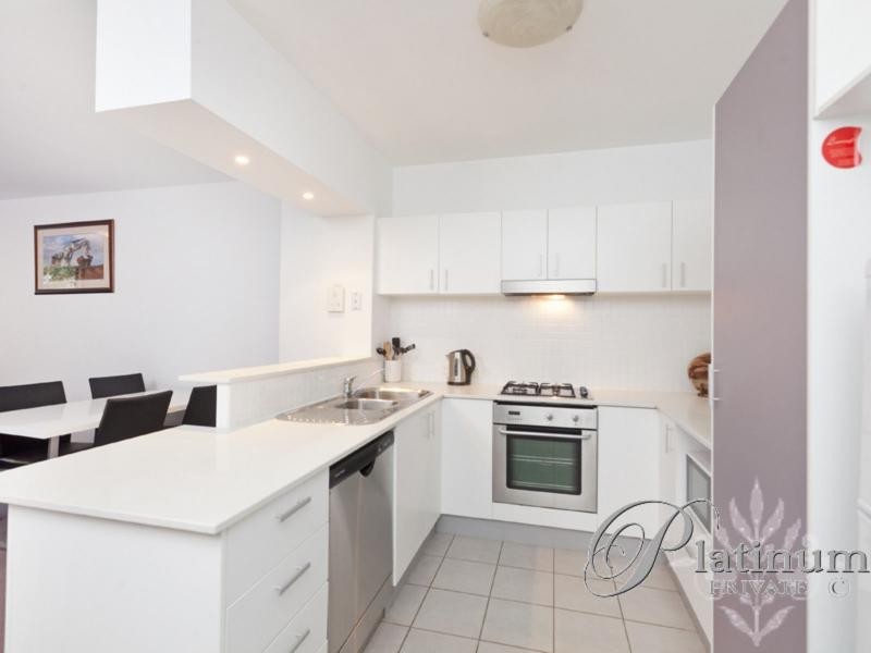 Unit 1//10 Vernon Terrace, Teneriffe QLD 4005