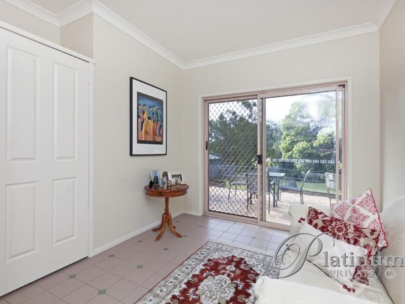 11 Kinrade Place, Carindale QLD 4152