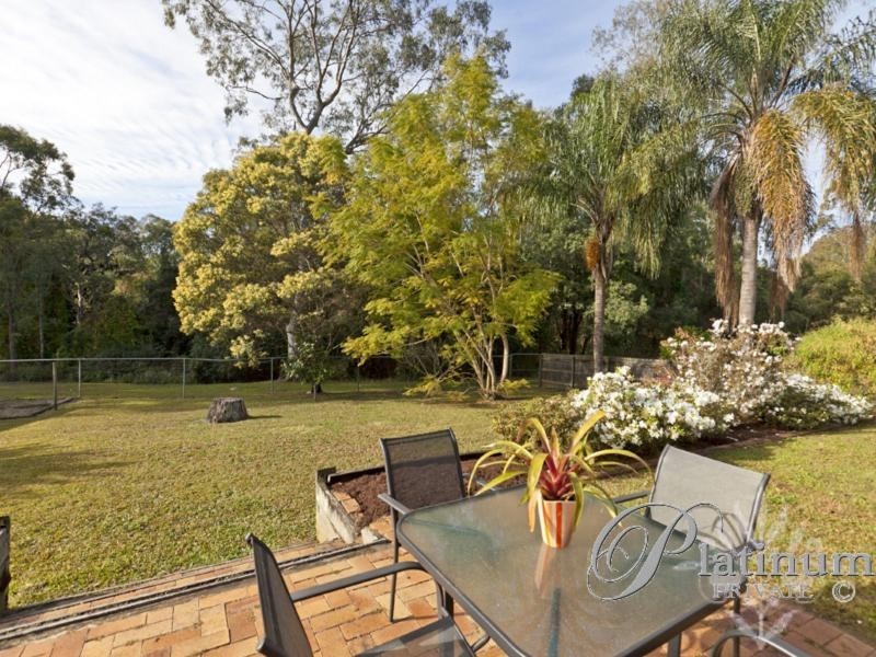 11 Kinrade Place, Carindale QLD 4152