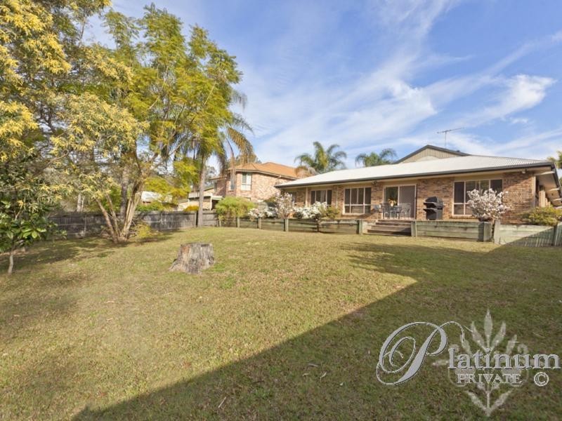 11 Kinrade Place, Carindale QLD 4152