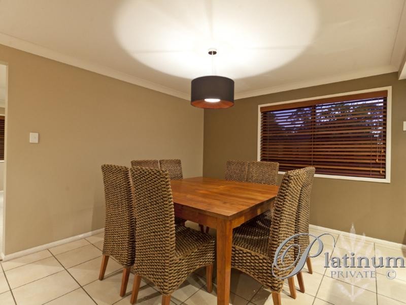 3 Kirra Place, Carindale QLD 4152