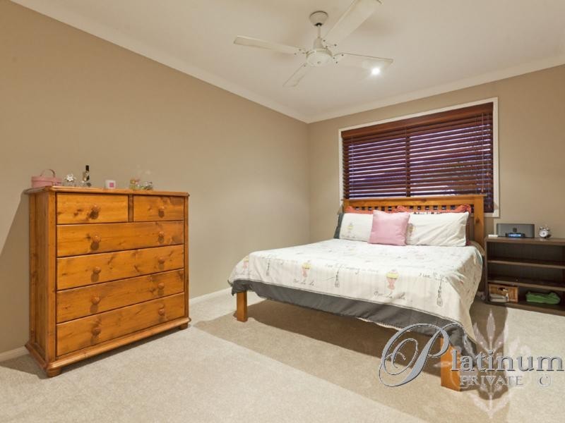 3 Kirra Place, Carindale QLD 4152