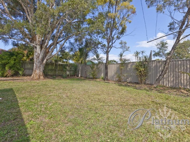 55 Meadowlands Road, Carindale QLD 4152