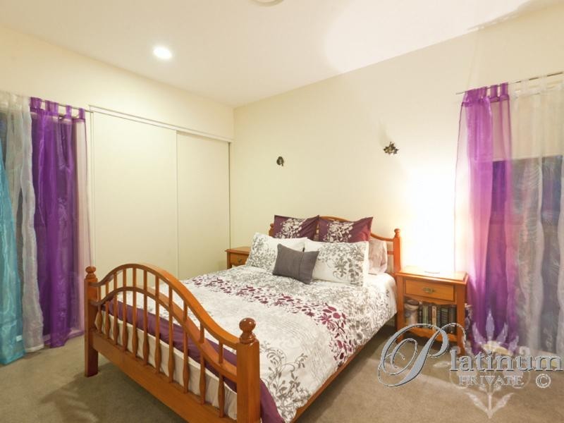 25 Ewer Street, Carindale QLD 4152