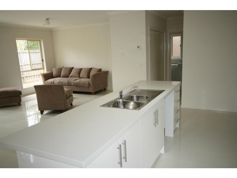 Unit 9/8 Tangerine Court, CITRUS GROVE, Mount Martha VIC 3934