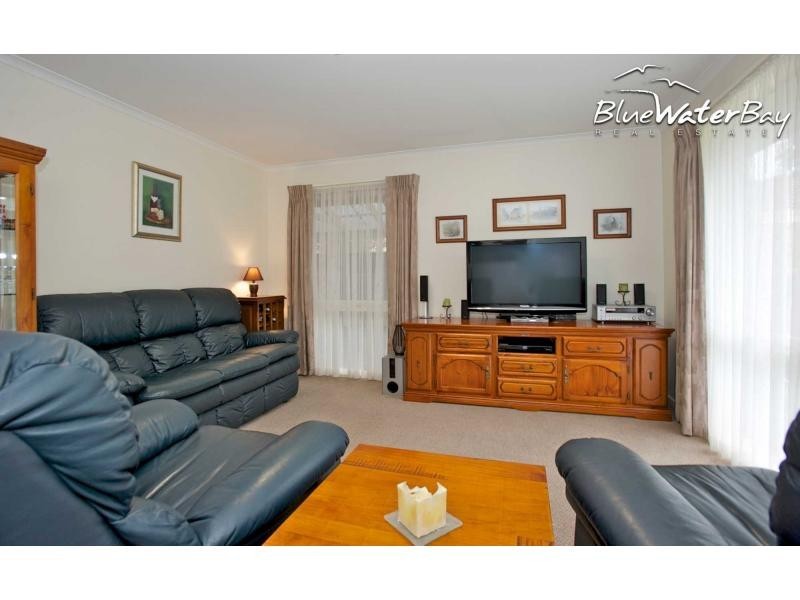 4 Carol Street, Mornington VIC 3931