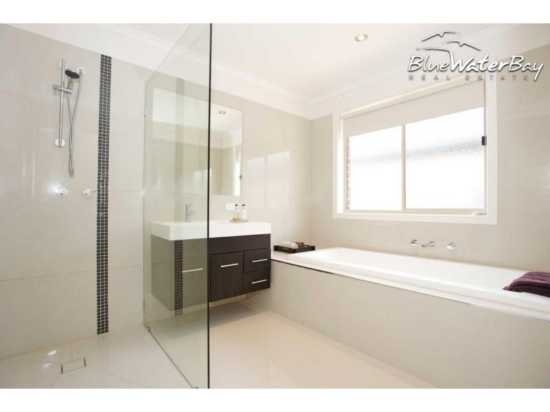 10 Windmill Parade, Mount Martha VIC 3934