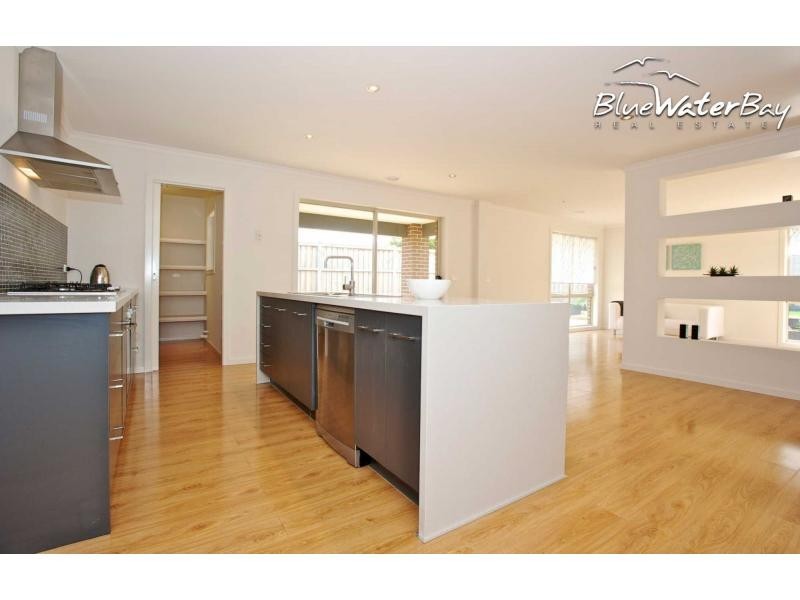 10 Windmill Parade, Mount Martha VIC 3934