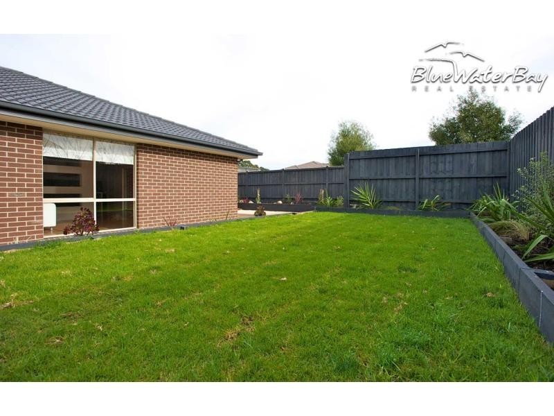 10 Windmill Parade, Mount Martha VIC 3934