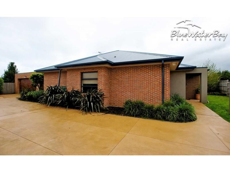 3A Moorhead Avenue, Mornington VIC 3931