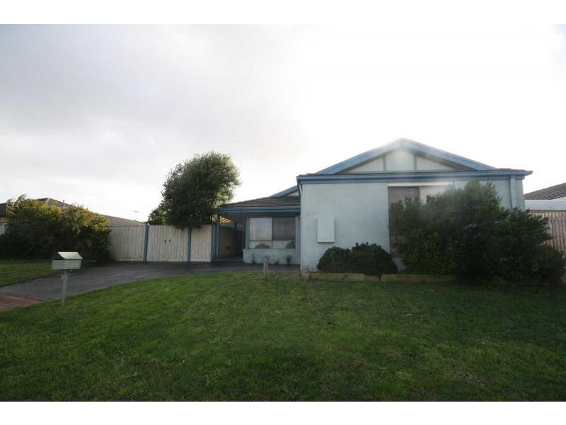 9 Chadacre Place, Mornington VIC 3931