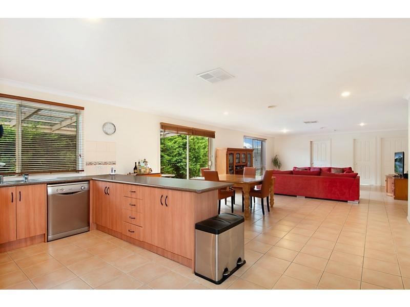 81 St Mitchell Circuit, Mornington VIC 3931