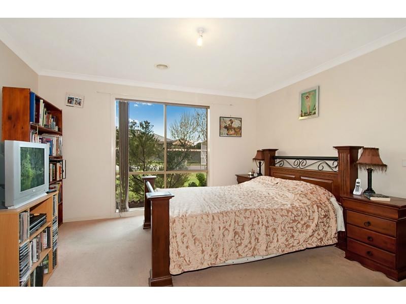 81 St Mitchell Circuit, Mornington VIC 3931