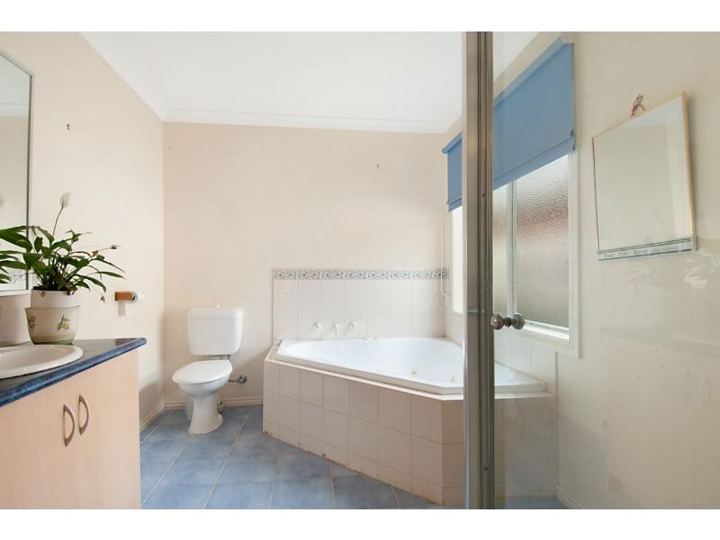 81 St Mitchell Circuit, Mornington VIC 3931