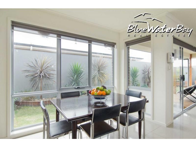 1 Kingston Close, Mornington VIC 3931