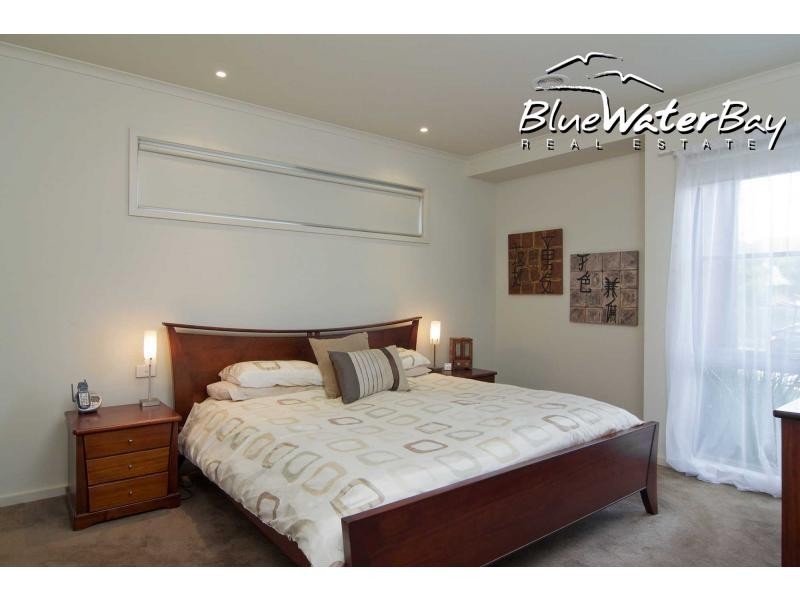 1 Kingston Close, Mornington VIC 3931