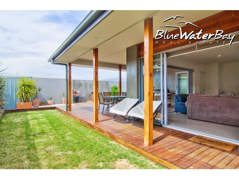 1 Kingston Close, Mornington VIC 3931