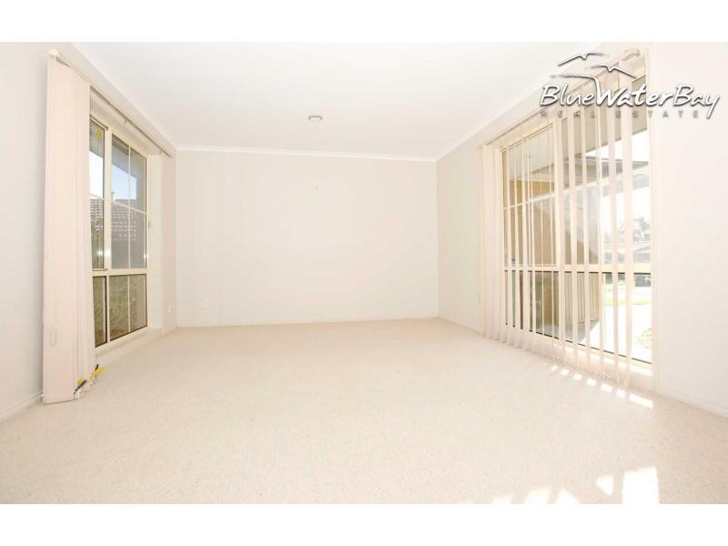 1/8 Moonah Way, Mount Martha VIC 3934