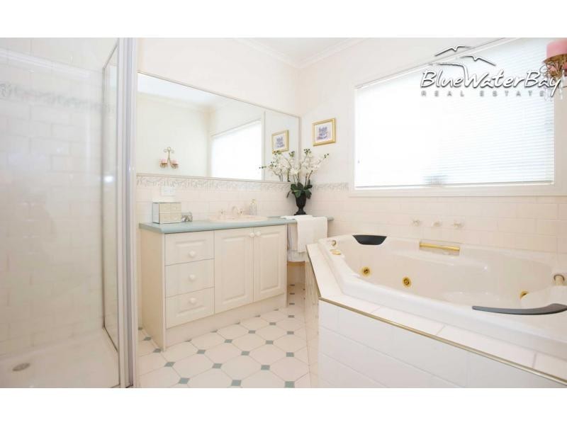 11 Tolmie Way, Mount Martha VIC 3934