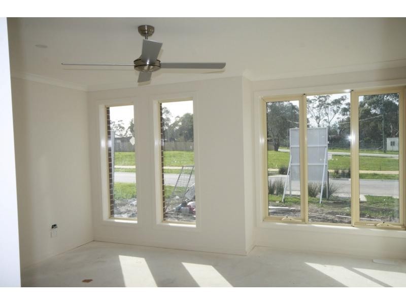 3 John Coleman Close, HOUSE AND LAND, Hastings VIC 3915