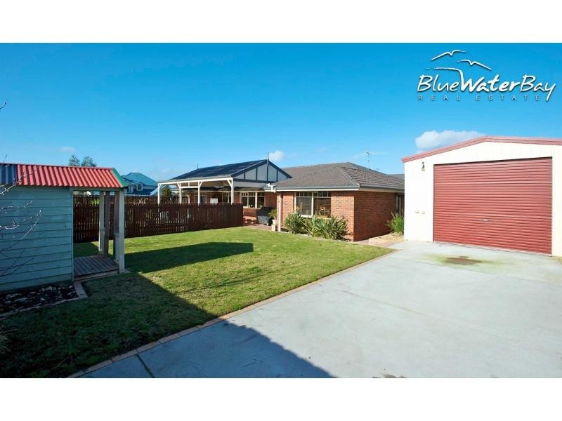43 Balcombe Drive, Mount Martha VIC 3934