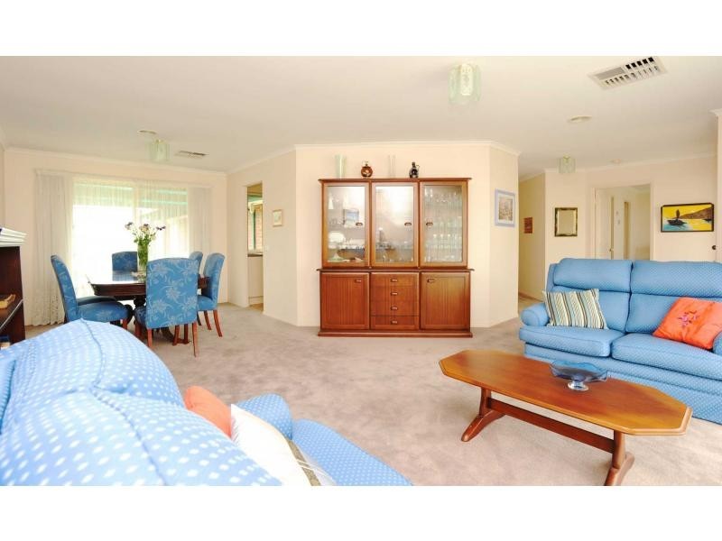 47 Parkside Crescent, Mornington VIC 3931