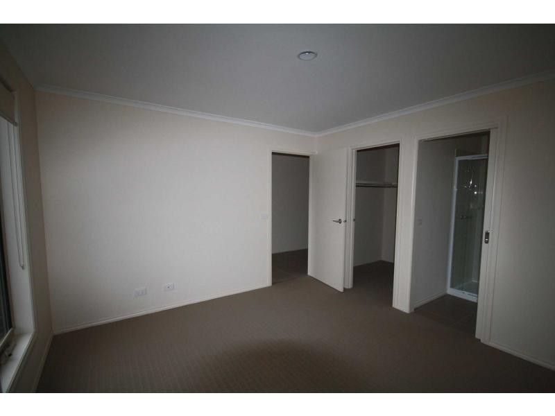 2 Ruby Cove, Mornington VIC 3931