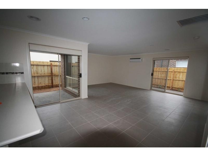 2 Ruby Cove, Mornington VIC 3931