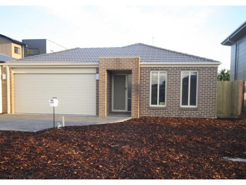 12 Ruby Cove, Mornington VIC 3931