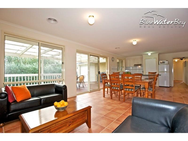 12A Van Ness Avenue, Mornington VIC 3931