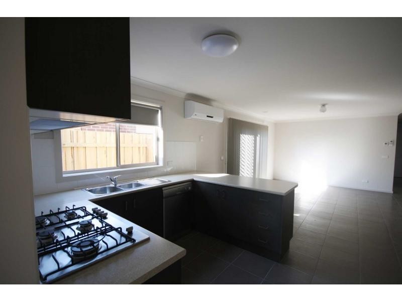 52 Szer Way, Carrum Downs VIC 3201