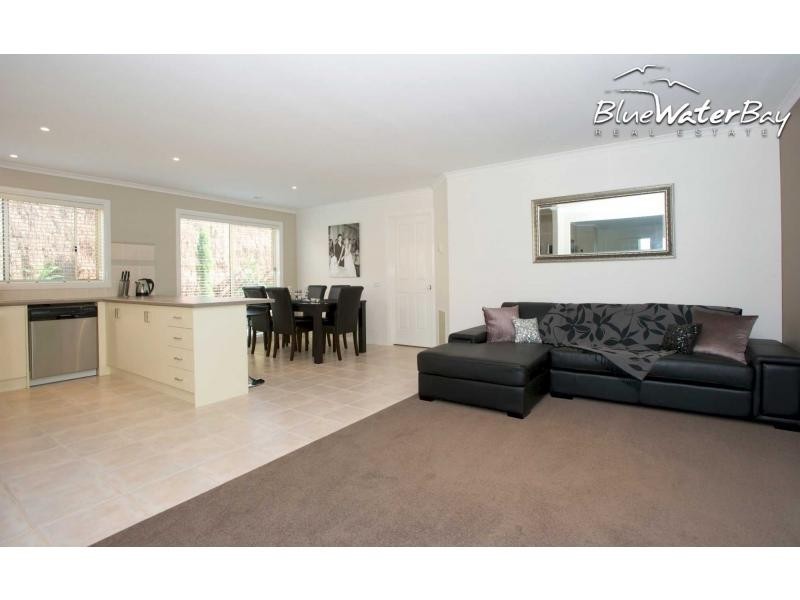 13 Allchin Avenue, Mornington VIC 3931