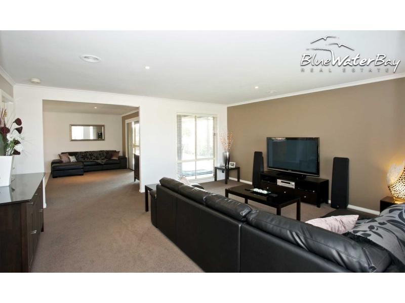 13 Allchin Avenue, Mornington VIC 3931