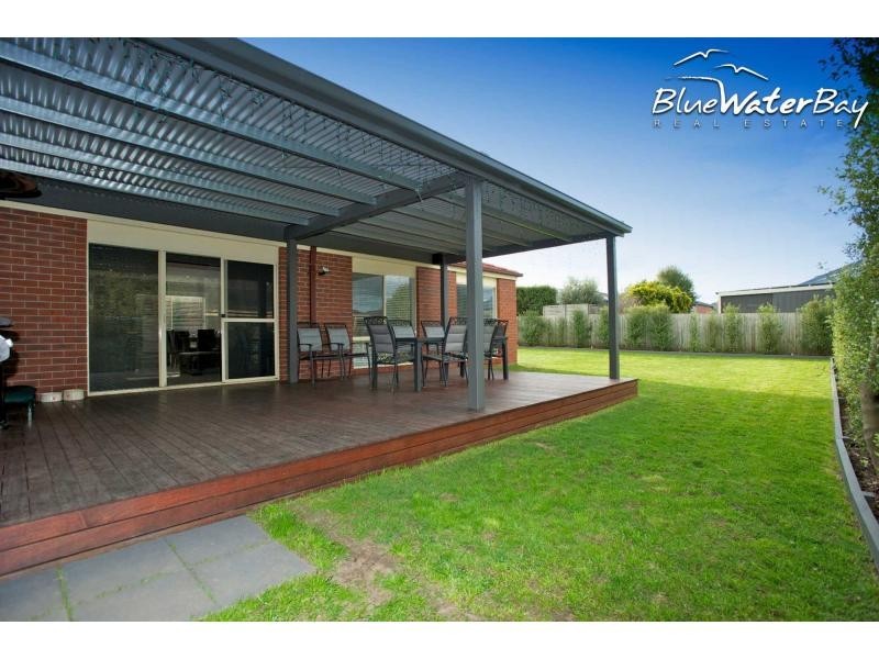 13 Allchin Avenue, Mornington VIC 3931