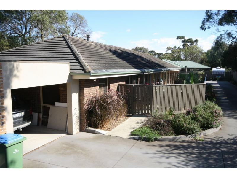 2/263 Dunns Road, Mornington VIC 3931