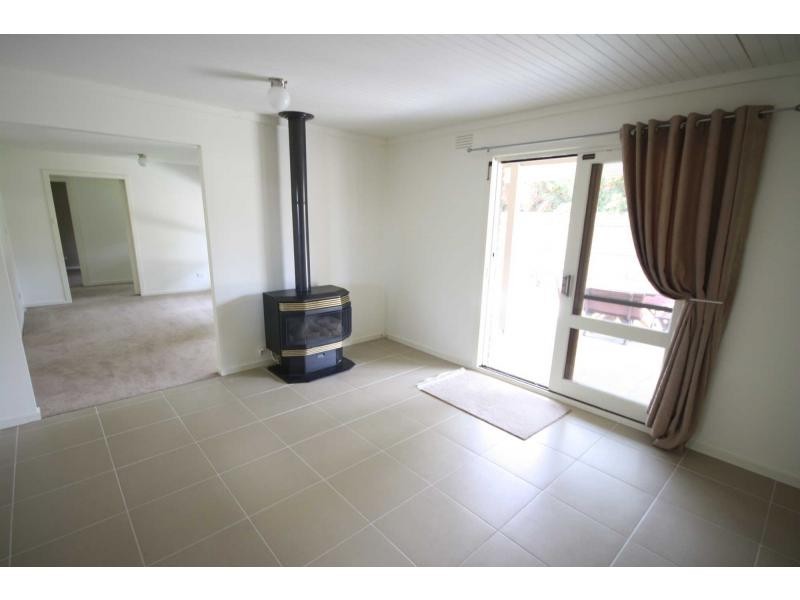 2/263 Dunns Road, Mornington VIC 3931