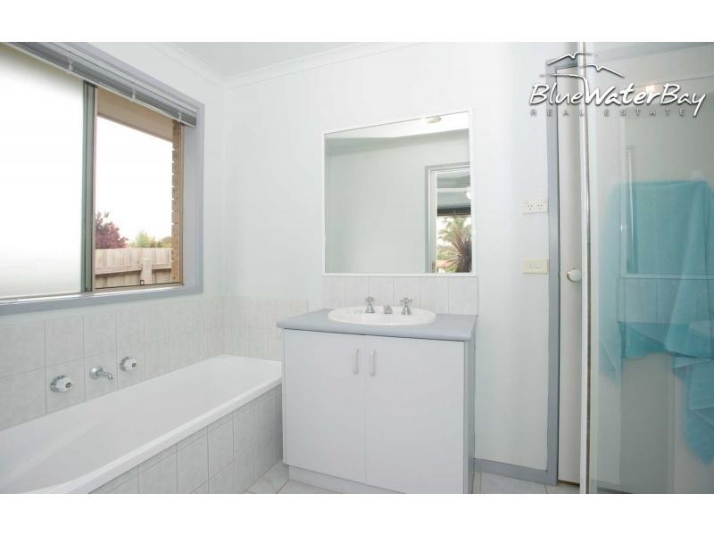 1 Toparoa Lane, Mount Martha VIC 3934