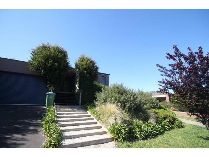 34 Dorothy Crescent, Mornington VIC 3931