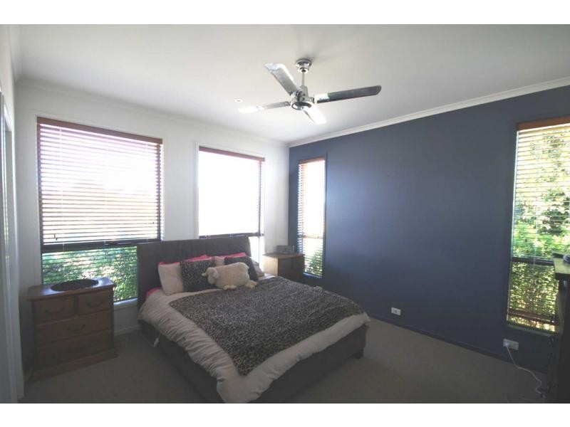 34 Dorothy Crescent, Mornington VIC 3931