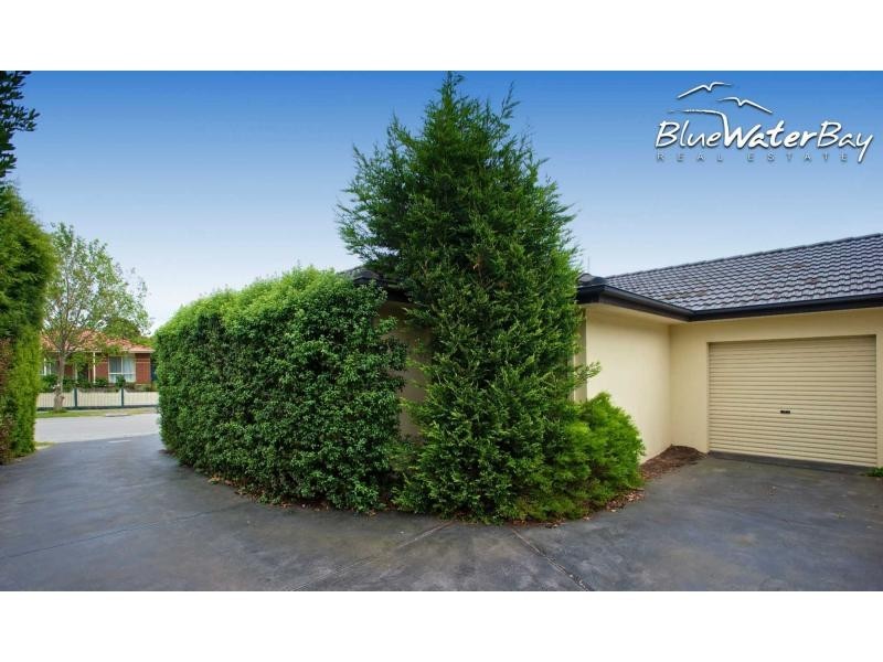 1/100 Maxwell Street, Mornington VIC 3931