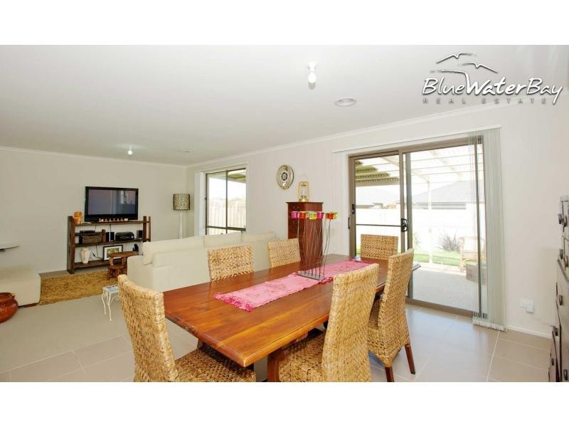 50 Elspeth Circuit, Mount Martha VIC 3934